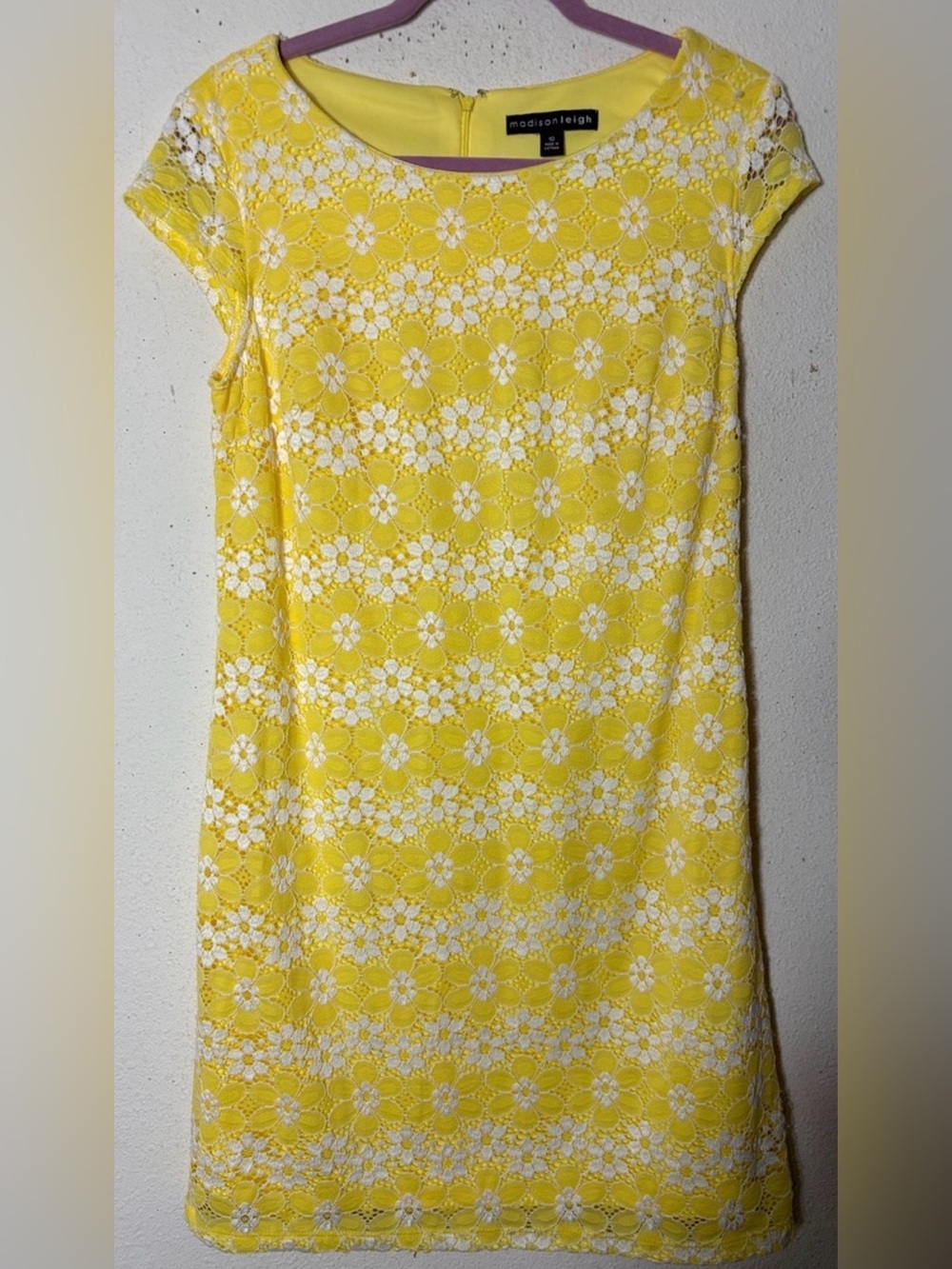 madison leigh Yellow White Floral Lace Shift Dress